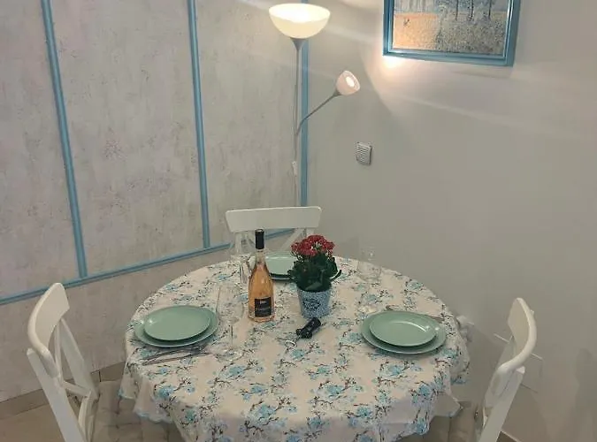 Cozy By The Sea Estepona